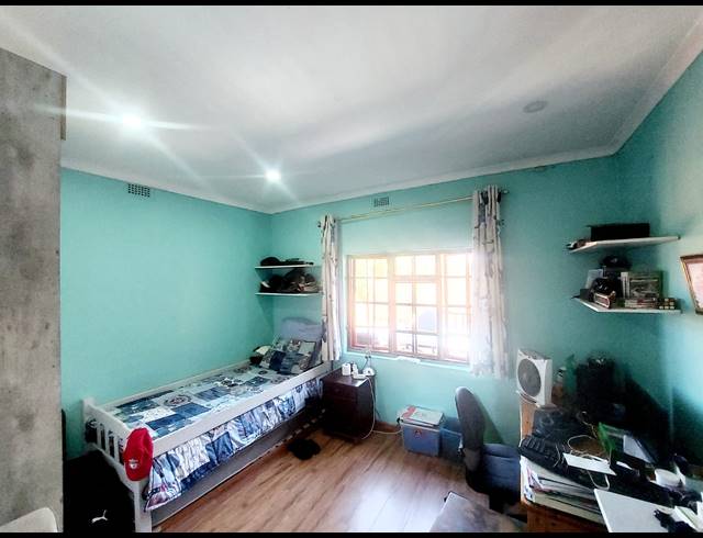 4 BEDROOM HOUSE FOR SALE IN PRIMROSE HILL
